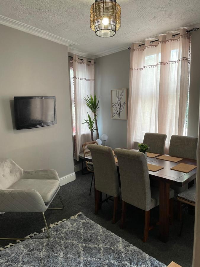 Perfect For Large Groups, Sleeps 15 Close To City Centre Σέφιλντ Εξωτερικό φωτογραφία